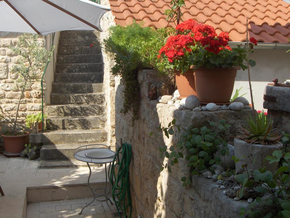 Guest House Lucijo فربوسكا المظهر الخارجي الصورة